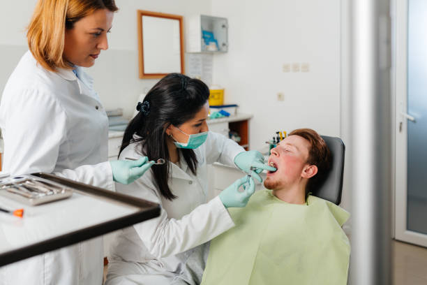 Best Weekend Emergency Dentist in Mec, CA